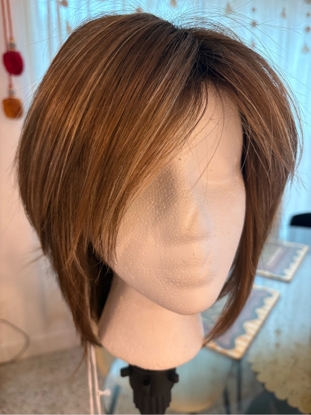 NORIKO REESE Brown with Highlights Layered NEW Synthetic Wig! Medium Length! - Picture 5 of 16